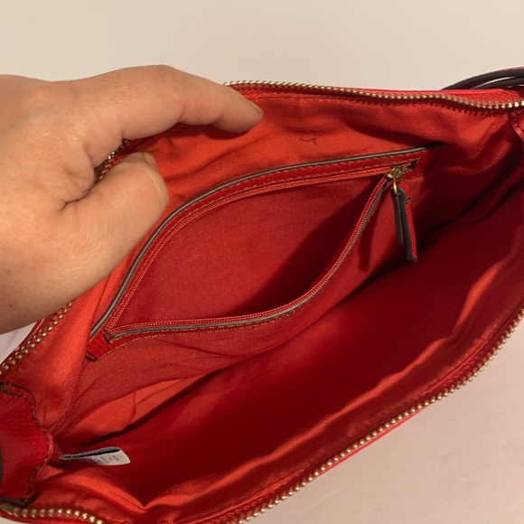 Liz Claiborne red purse pre-owned - Picture 10 of 14